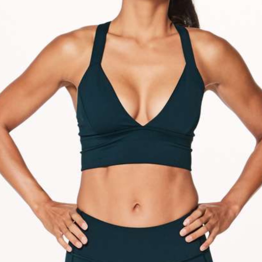 Lululemon Sweat your Heart Out Bra in Submarine color, A/B Cup, Size 6 - Picture 2 of 11